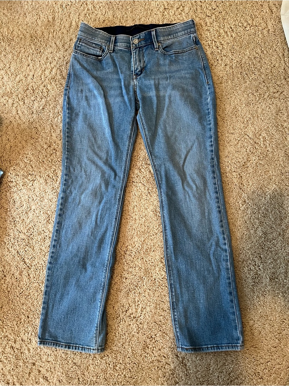 Levi's Women's Medium Blue Straight Leg Jeans “perfect waist straight 525 jeans”